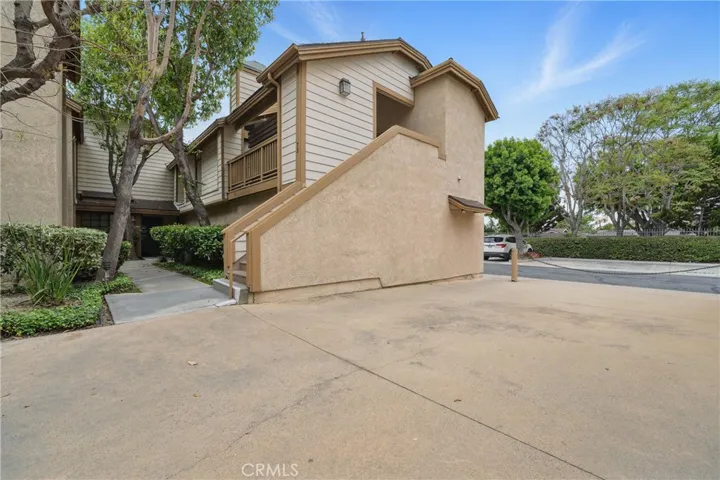 16211 Downey Avenue 73, Paramount, California 90723
