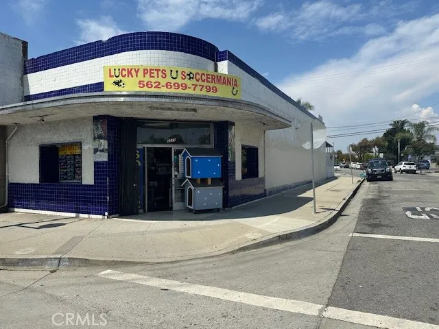 9219 Whittier Boulevard, Pico Rivera, California 90660