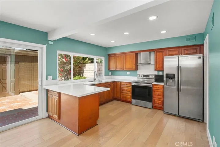 10300 Columbia River Court, Fountain Valley, California 92708