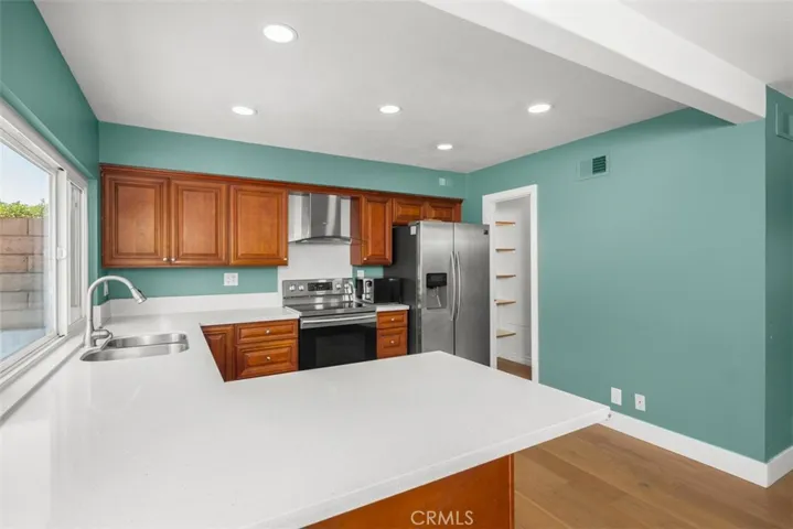 10300 Columbia River Court, Fountain Valley, California 92708