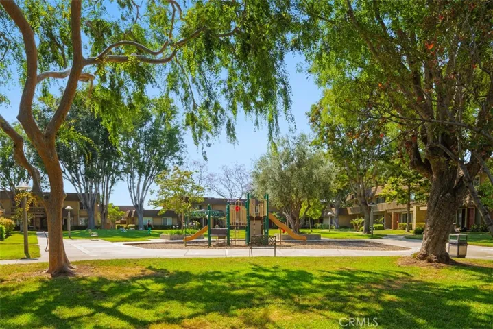 10300 Columbia River Court, Fountain Valley, California 92708