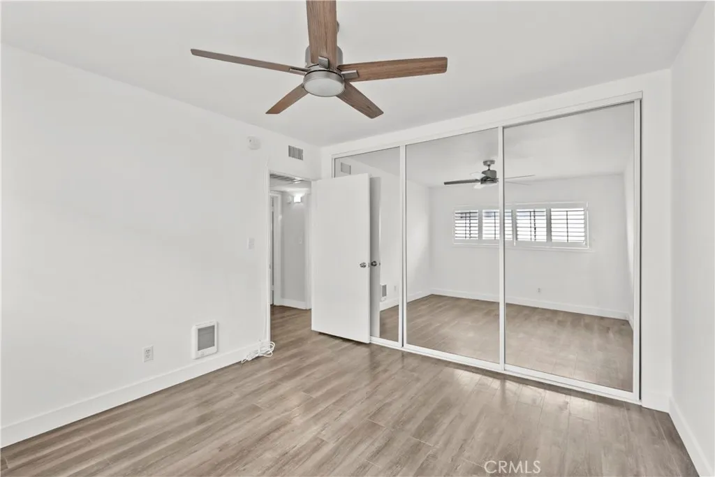 5328 Newcastle Avenue 58, Encino, California 91316 home-pic-11