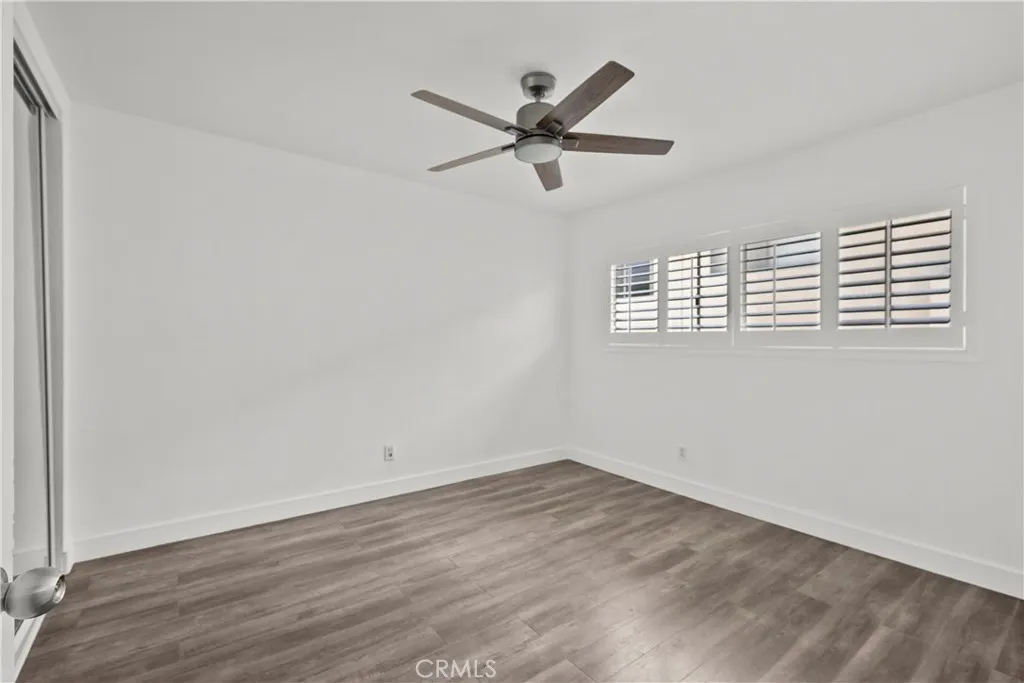 5328 Newcastle Avenue 58, Encino, California 91316 home-pic-10