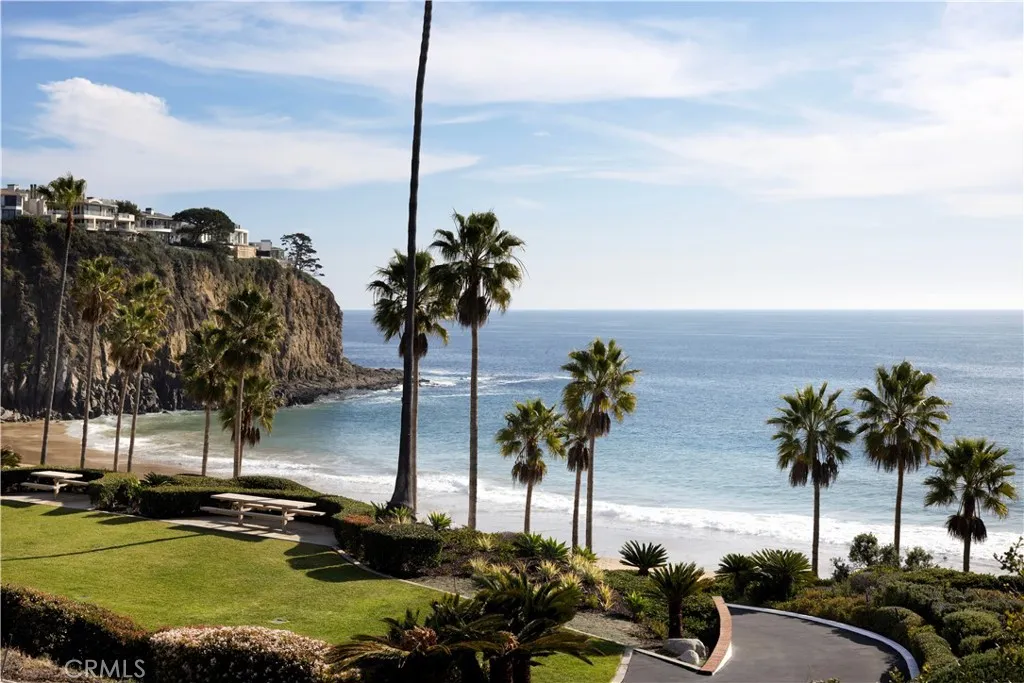 2526 Riviera Drive, Laguna Beach, California 92651 home-pic-40