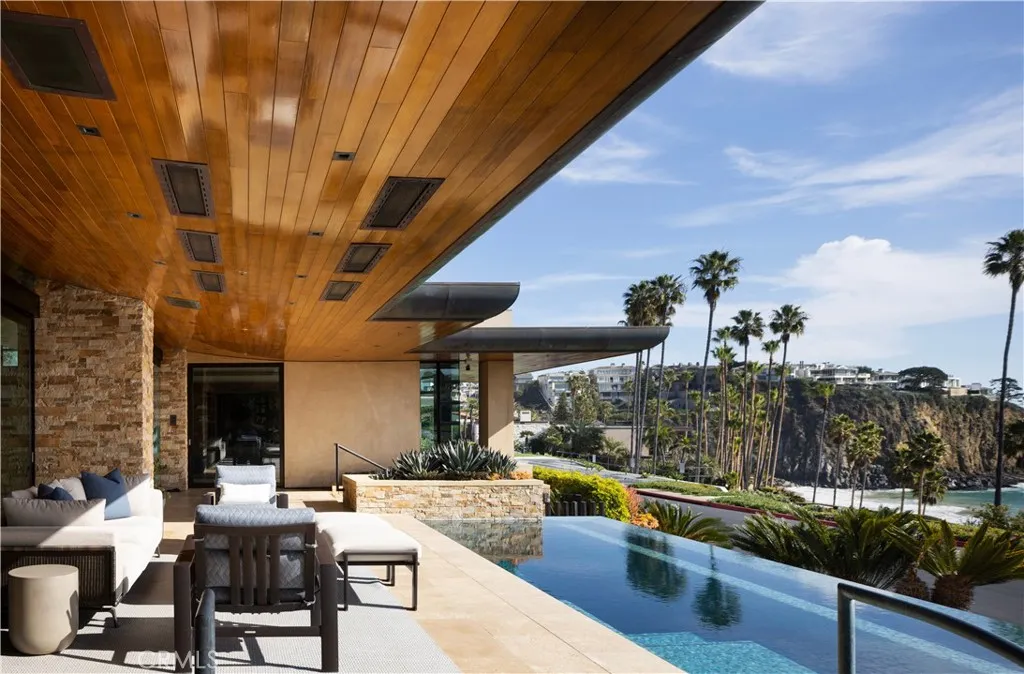 2526 Riviera Drive, Laguna Beach, California 92651 home-pic-38