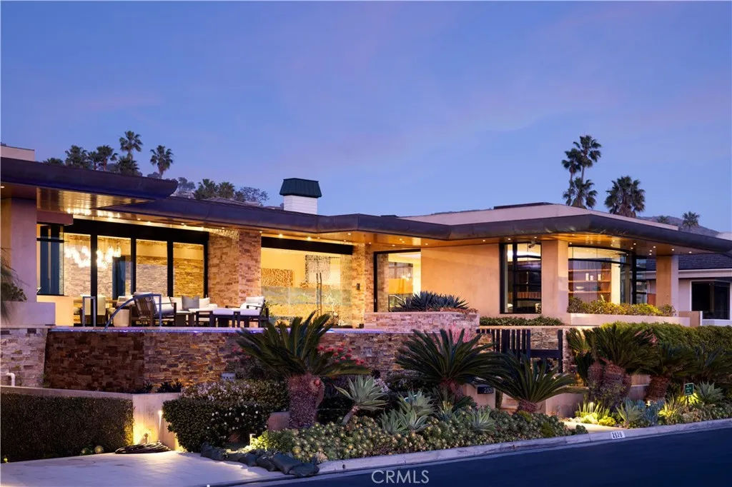 2526 Riviera Drive, Laguna Beach, California 92651 home-pic-4