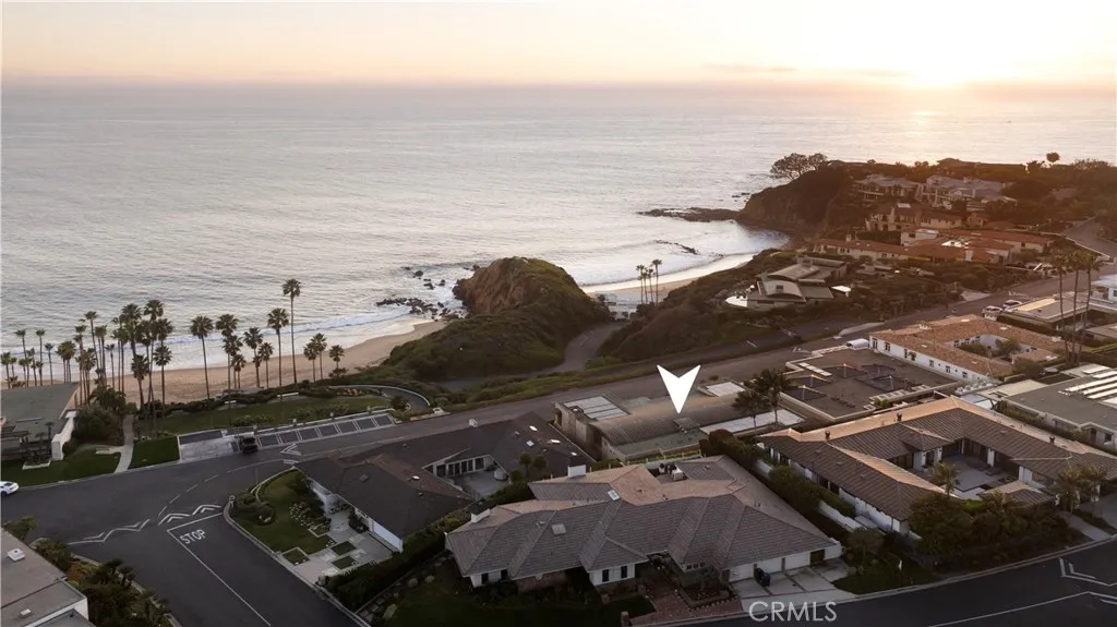 2526 Riviera Drive, Laguna Beach, California 92651 home-pic-48
