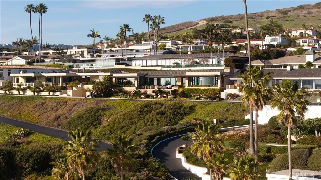 2526 Riviera Drive, Laguna Beach, California 92651 home-pic-45