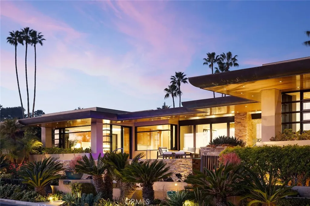 2526 Riviera Drive, Laguna Beach, California 92651 home-pic-2