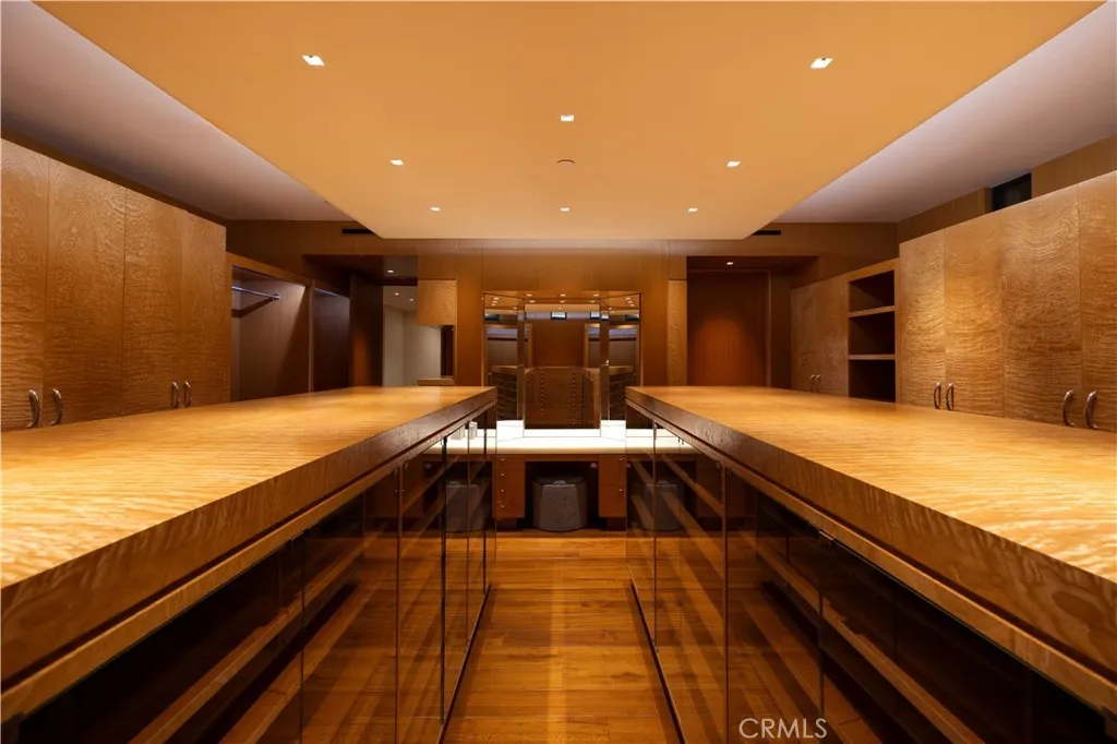 2526 Riviera Drive, Laguna Beach, California 92651 home-pic-24