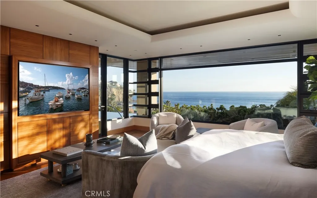 2526 Riviera Drive, Laguna Beach, California 92651 home-pic-18