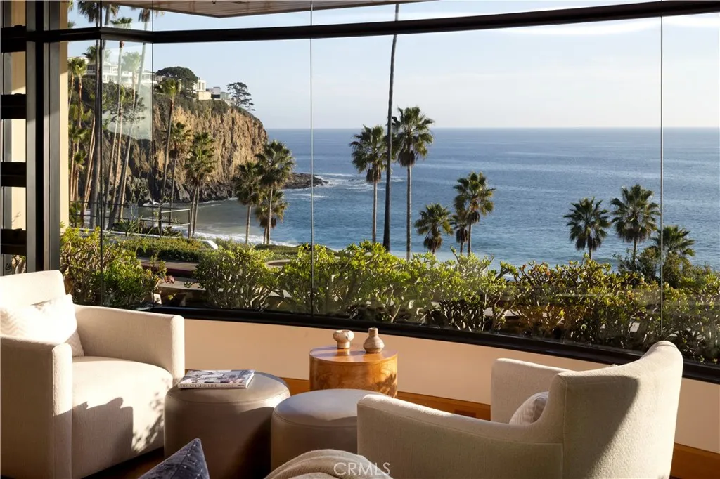 2526 Riviera Drive, Laguna Beach, California 92651 home-pic-0