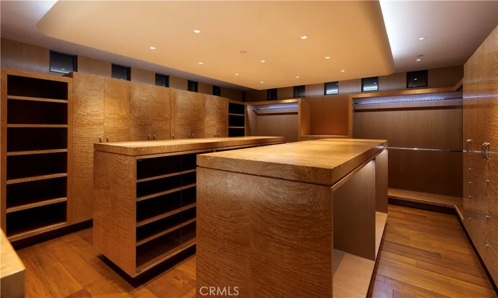 2526 Riviera Drive, Laguna Beach, California 92651 home-pic-23