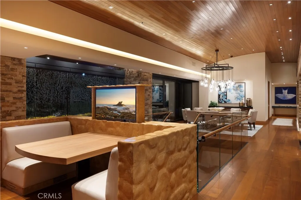 2526 Riviera Drive, Laguna Beach, California 92651 home-pic-15