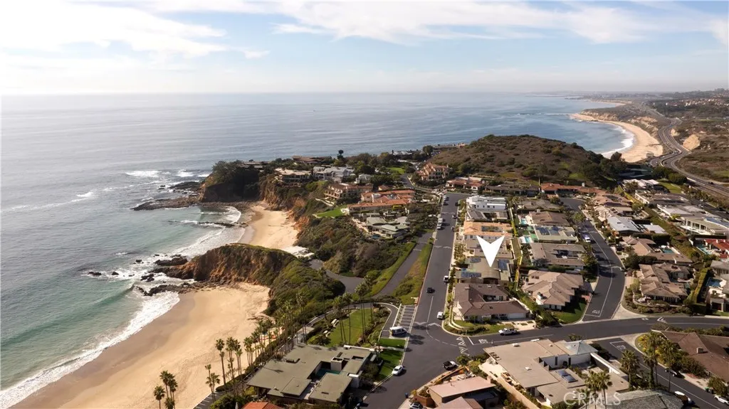 2526 Riviera Drive, Laguna Beach, California 92651 home-pic-42