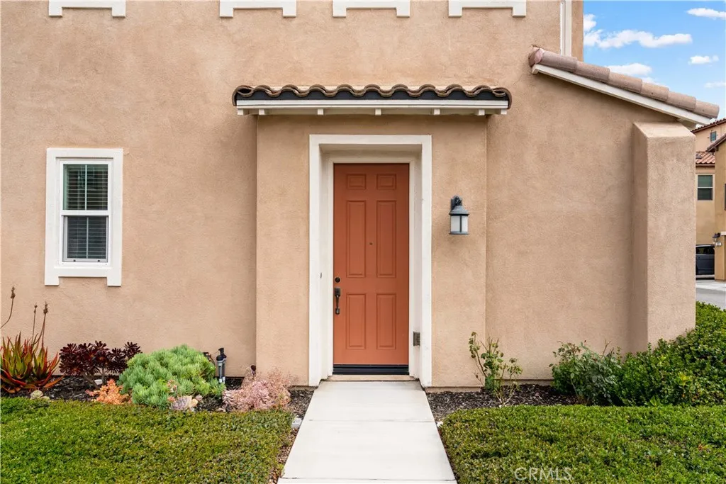 333 Calle Elegante, Lake Forest, California 92630 home-pic-3