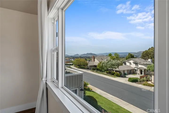863 Greystone Place, San Luis Obispo, California 93401
