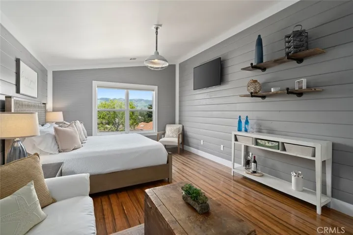 863 Greystone Place, San Luis Obispo, California 93401