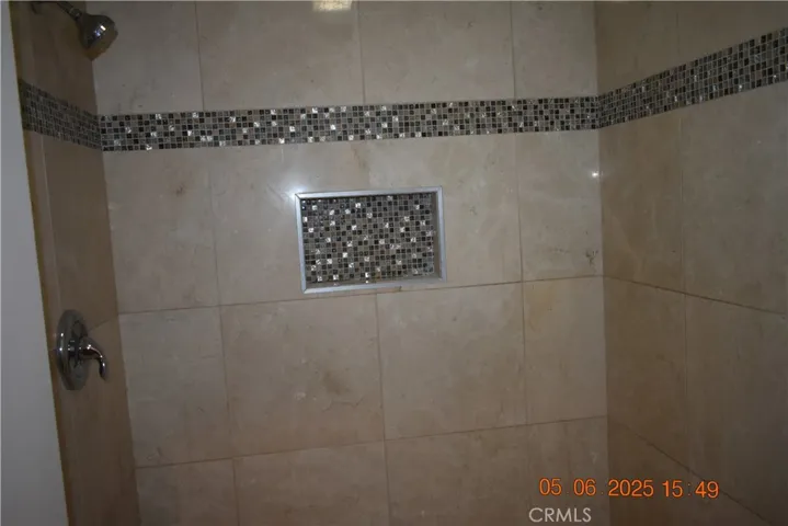 MBr shower