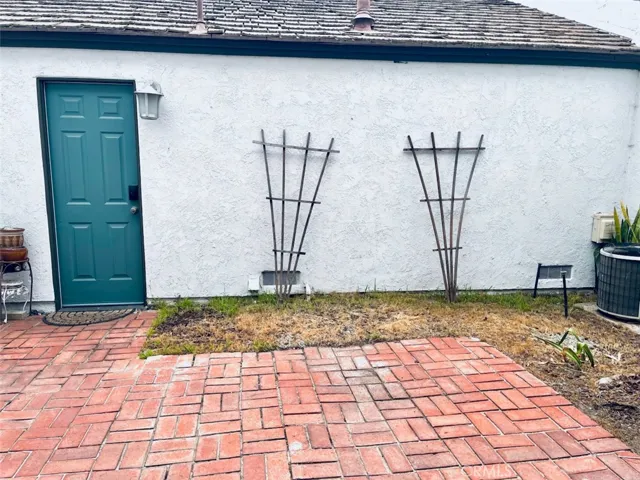 Patio between unit & garage