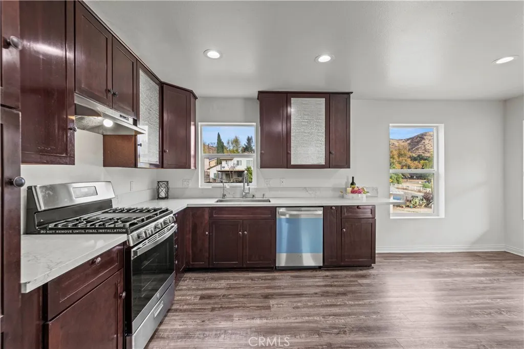 28637 Chiquito Canyon Road, Castaic, California 91384 home-pic-12