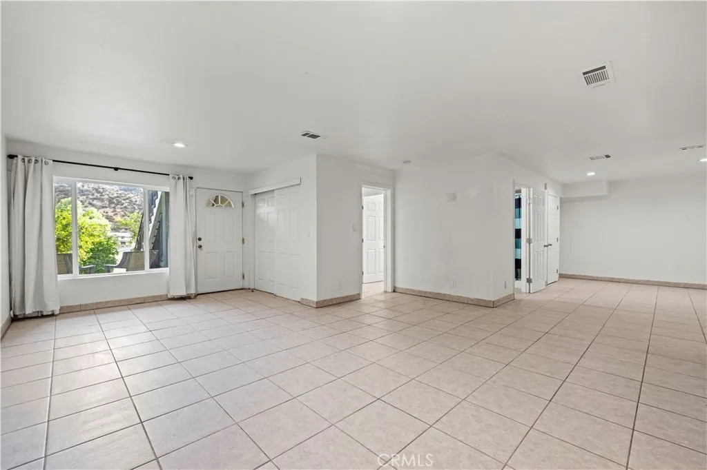 28637 Chiquito Canyon Road, Castaic, California 91384 home-pic-36