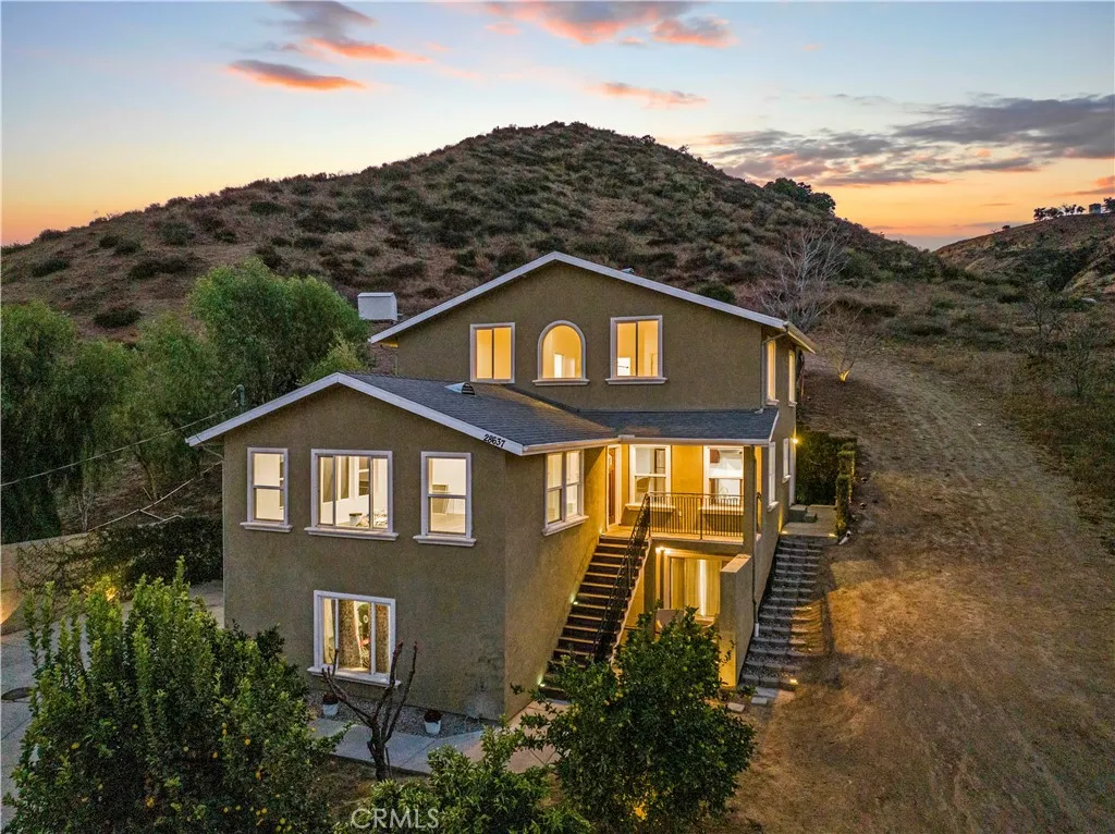 28637 Chiquito Canyon Road, Castaic, California 91384 home-pic-2