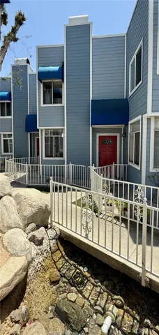 3075 Foothill Boulevard 110, La Crescenta, California 91214