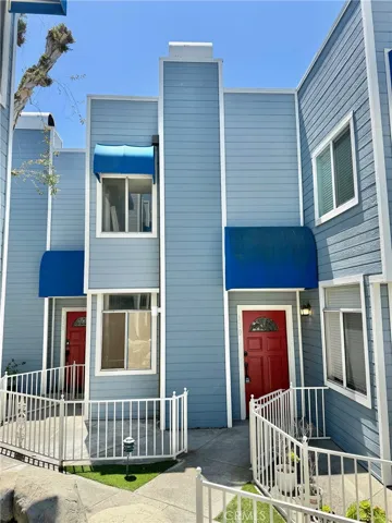 3075 Foothill Boulevard 110, La Crescenta, California 91214