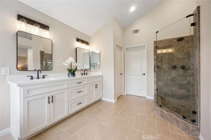 1268 S Night Star Way, Anaheim Hills, California 92808