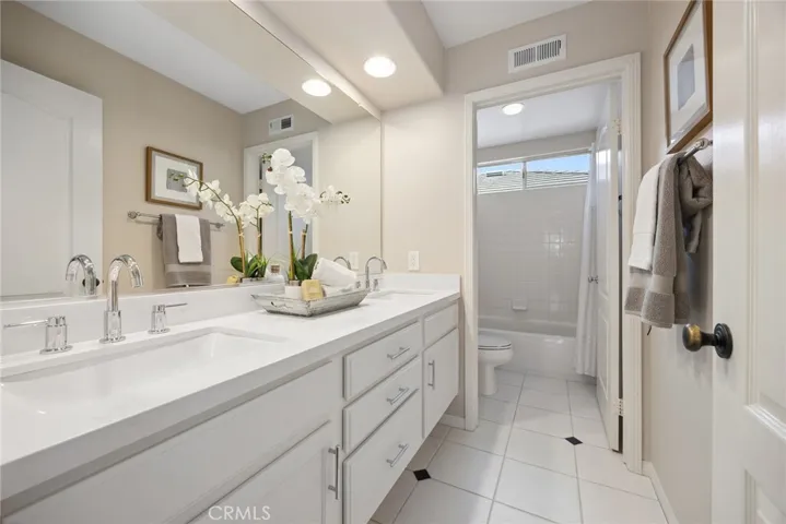 1268 S Night Star Way, Anaheim Hills, California 92808