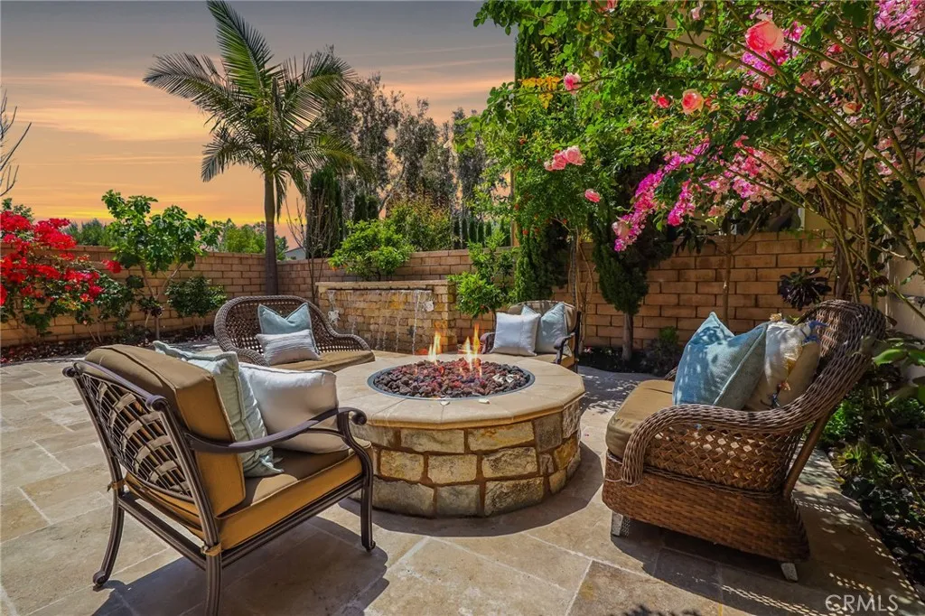 31 Dogwood, Lake Forest, California 92630, 5 Bedrooms Bedrooms, ,6 BathroomsBathrooms,Residential,For Sale,Dogwood,OC25098817