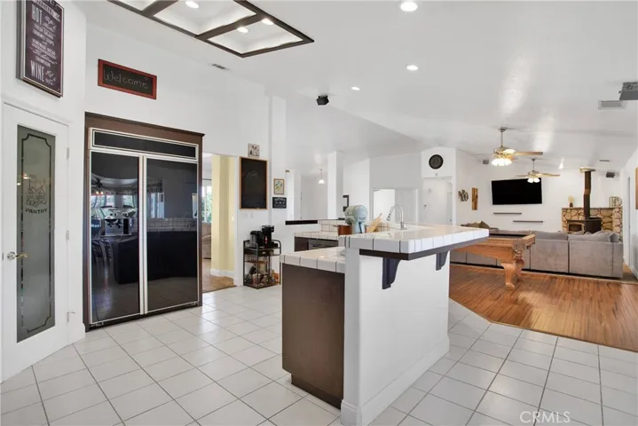 11020 Blue Jay Way, Oak Hills, California 92344