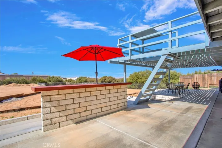 11020 Blue Jay Way, Oak Hills, California 92344