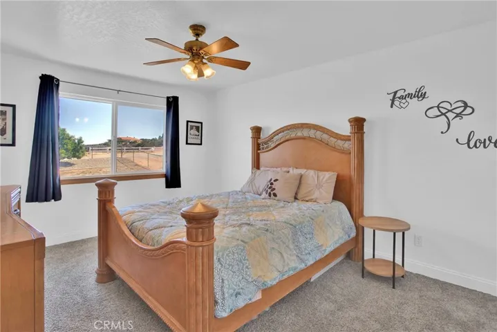 11020 Blue Jay Way, Oak Hills, California 92344