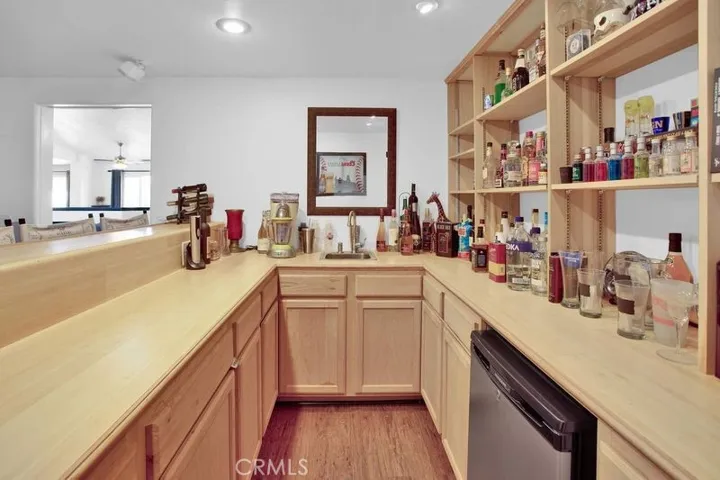 11020 Blue Jay Way, Oak Hills, California 92344