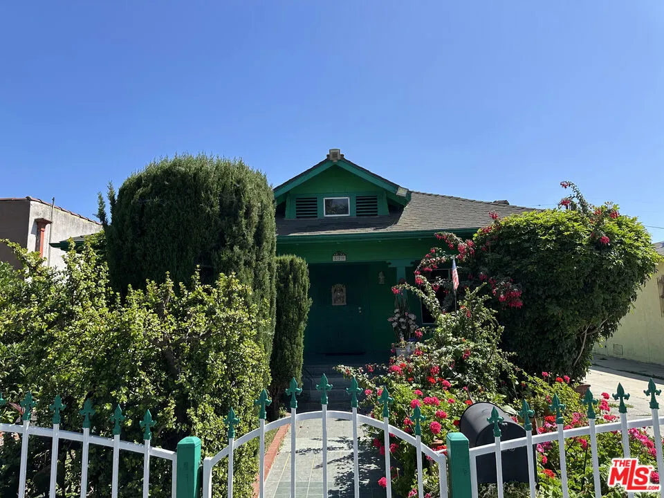 820 W 50th Street, Los Angeles, California 90037 home-pic-1
