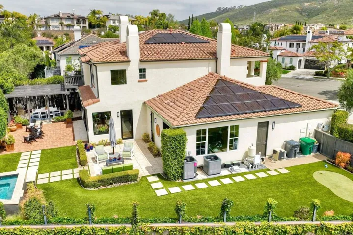 3551 Sitio Damasco, Carlsbad, California 92009