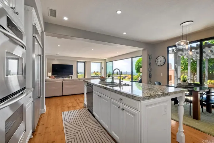3551 Sitio Damasco, Carlsbad, California 92009