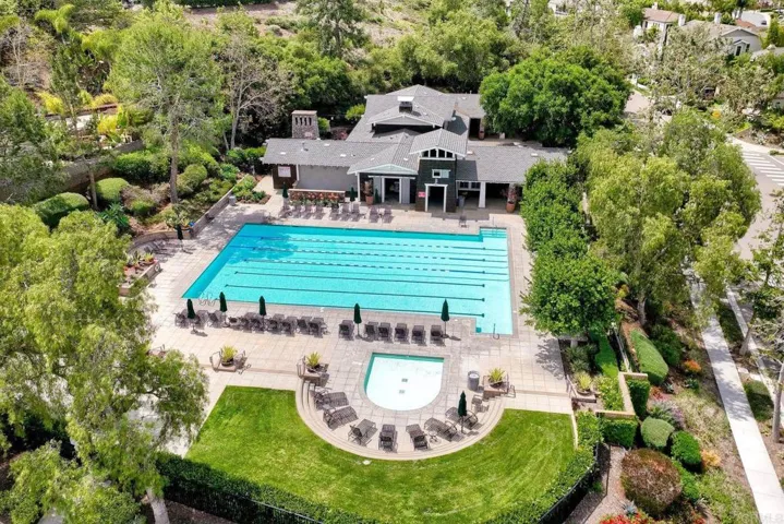 3551 Sitio Damasco, Carlsbad, California 92009
