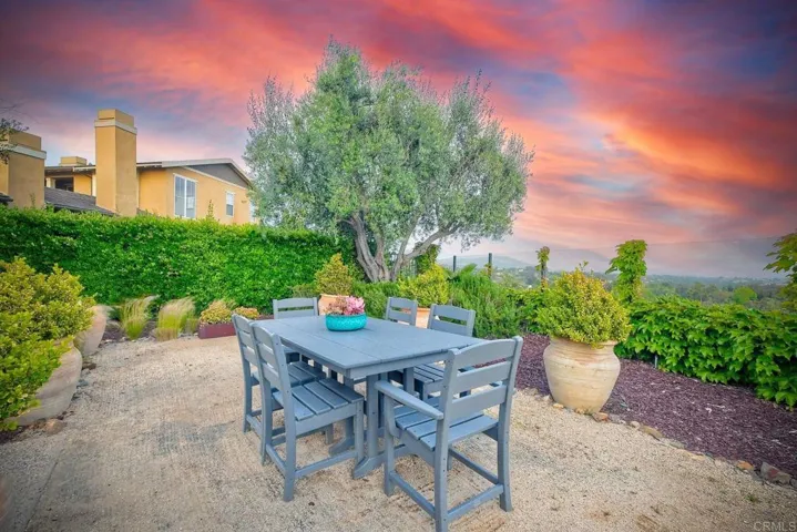 3551 Sitio Damasco, Carlsbad, California 92009