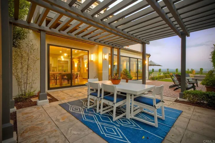 3551 Sitio Damasco, Carlsbad, California 92009