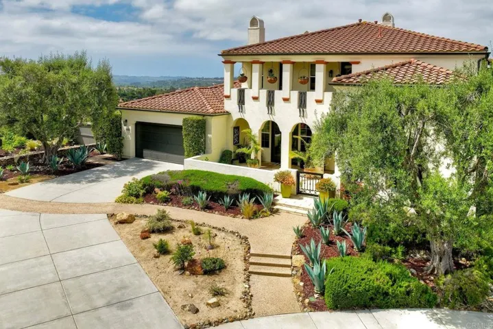 3551 Sitio Damasco, Carlsbad, California 92009