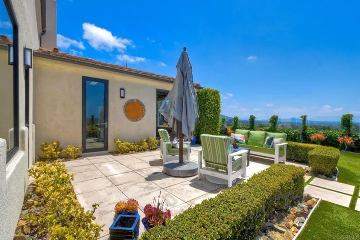3551 Sitio Damasco, Carlsbad, California 92009