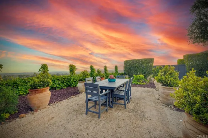 3551 Sitio Damasco, Carlsbad, California 92009