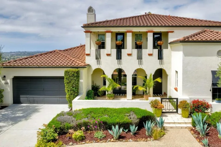 3551 Sitio Damasco, Carlsbad, California 92009