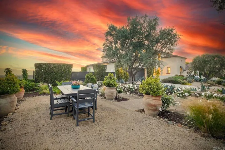 3551 Sitio Damasco, Carlsbad, California 92009