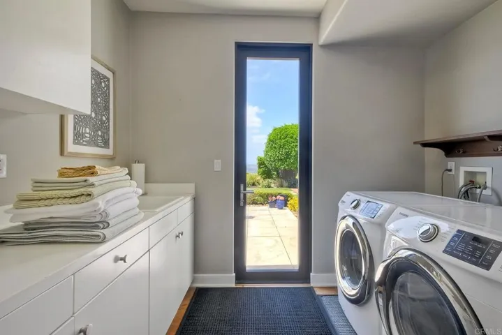 3551 Sitio Damasco, Carlsbad, California 92009