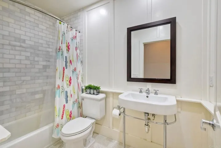 3551 Sitio Damasco, Carlsbad, California 92009