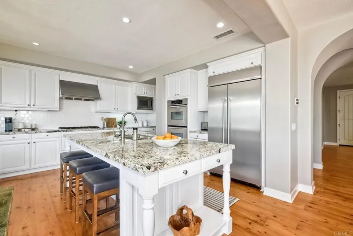 3551 Sitio Damasco, Carlsbad, California 92009